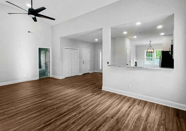 222 New Iris Lane, Ridgeville, SC 29472