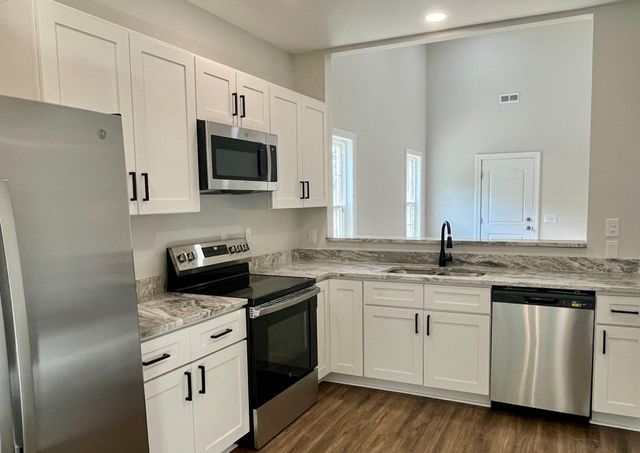 222 New Iris Lane, Ridgeville, SC 29472