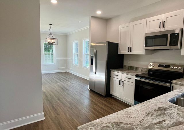 222 New Iris Lane, Ridgeville, SC 29472