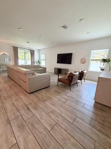 5262 NW Rugby Drive, Port St. Lucie, FL 34983