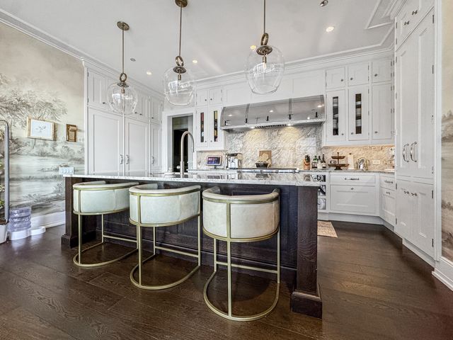 2350 N Orchard Street 701, Chicago, IL 60614