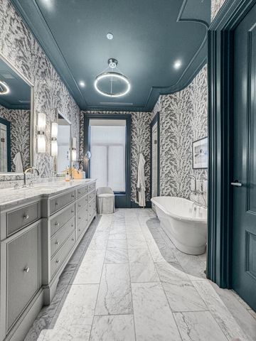 2350 N Orchard Street 701, Chicago, IL 60614