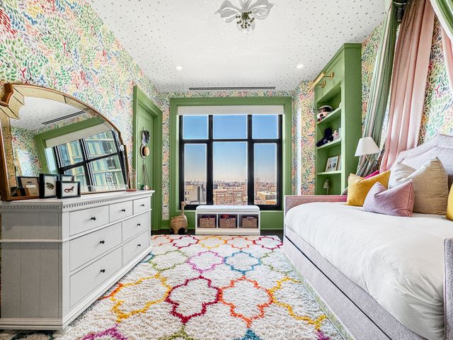 2350 N Orchard Street 701, Chicago, IL 60614