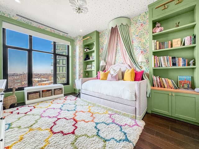 2350 N Orchard Street 701, Chicago, IL 60614