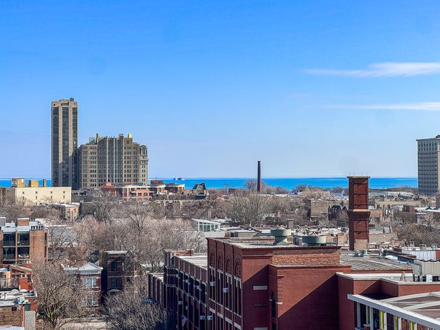 2350 N Orchard Street 701, Chicago, IL 60614