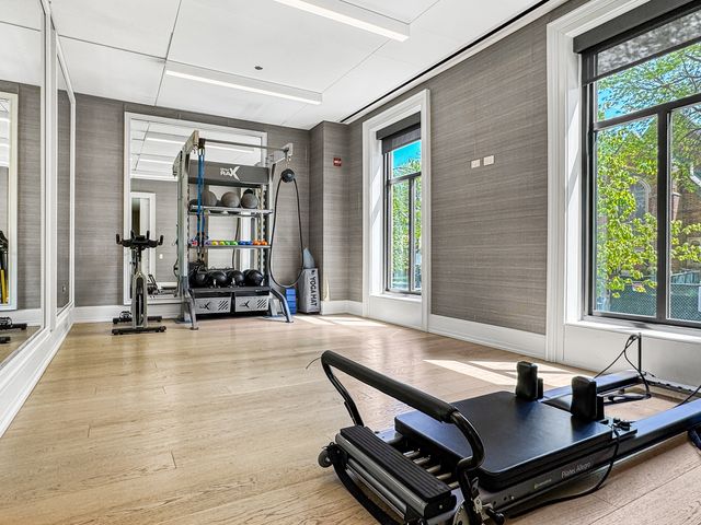 2350 N Orchard Street 701, Chicago, IL 60614