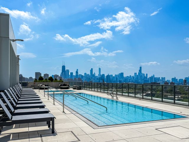 2350 N Orchard Street 701, Chicago, IL 60614