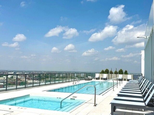 2350 N Orchard Street 701, Chicago, IL 60614