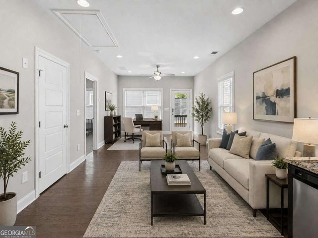 1821 Sanford Drive NW B, Atlanta, GA 30318