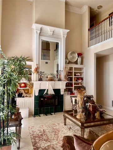 341 Rolling Oaks Ridge, Cedar Hill, TX 75104