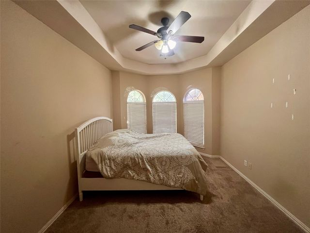 341 Rolling Oaks Ridge, Cedar Hill, TX 75104