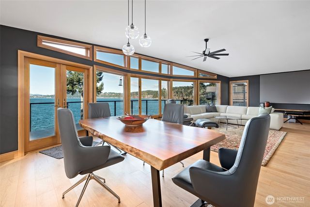 13884 Polaris Point Lane, Anacortes, WA 98221