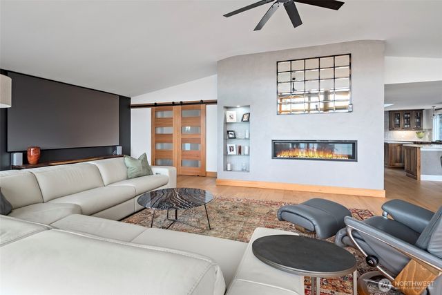 13884 Polaris Point Lane, Anacortes, WA 98221