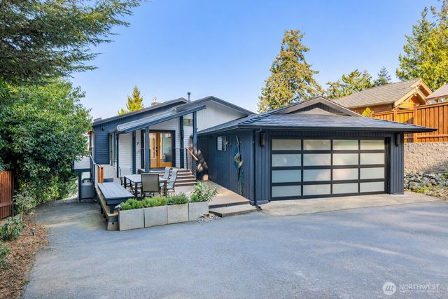 13884 Polaris Point Lane, Anacortes, WA 98221