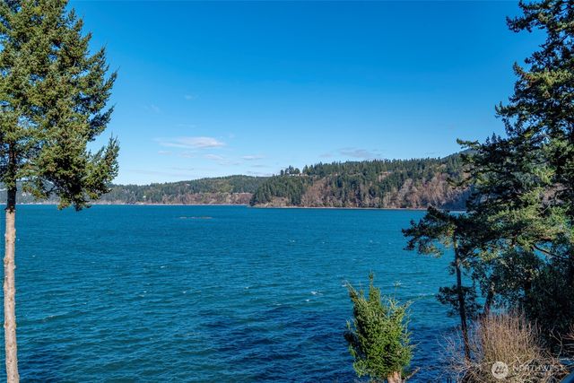 13884 Polaris Point Lane, Anacortes, WA 98221