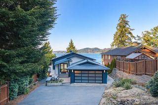13884 Polaris Point Lane, Anacortes, WA 98221