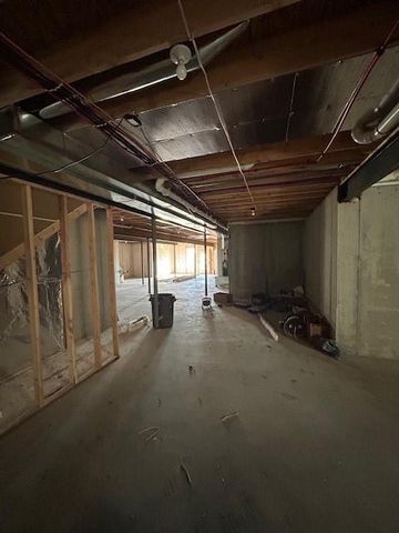 92 Highway, Smithville, MO 64089