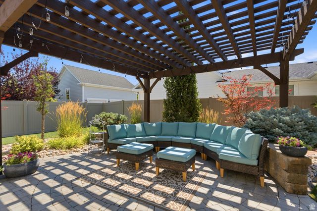 436 N JOSEPH ACRE RD, Kaysville, UT 84037