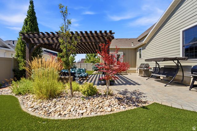 436 N JOSEPH ACRE RD, Kaysville, UT 84037