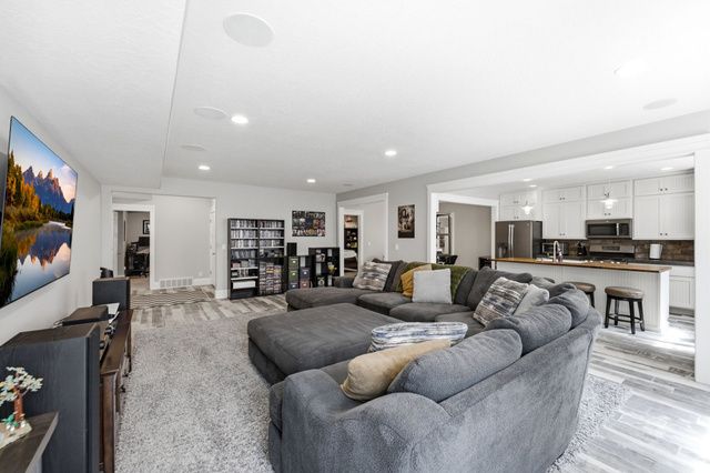 436 N JOSEPH ACRE RD, Kaysville, UT 84037