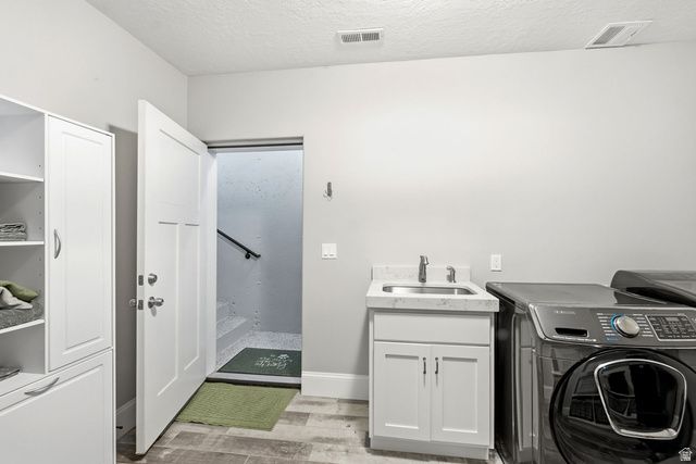 436 N JOSEPH ACRE RD, Kaysville, UT 84037