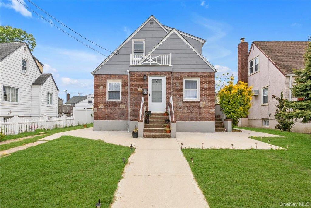 301 Merrifield Avenue, Oceanside, NY 11572