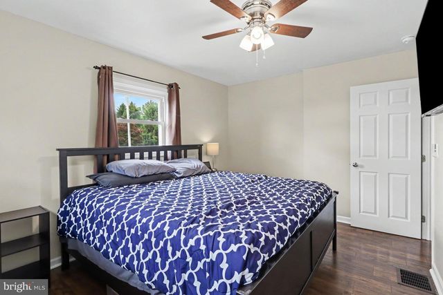 174 HOLLYWOOD DR, Middletown, PA 17057