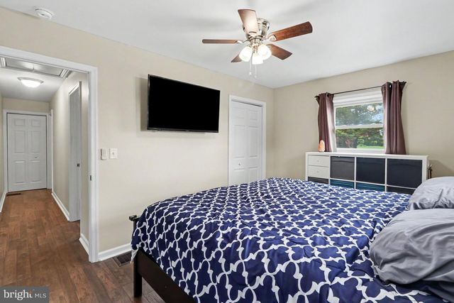 174 HOLLYWOOD DR, Middletown, PA 17057