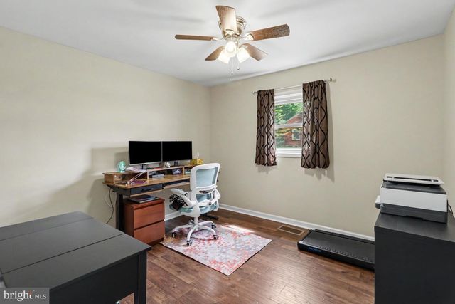 174 HOLLYWOOD DR, Middletown, PA 17057