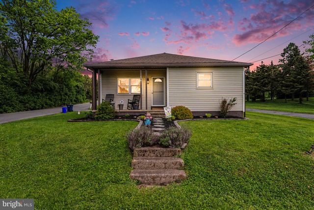 174 HOLLYWOOD DR, Middletown, PA 17057