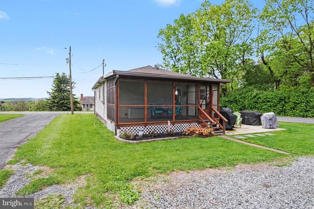 174 HOLLYWOOD DR, Middletown, PA 17057