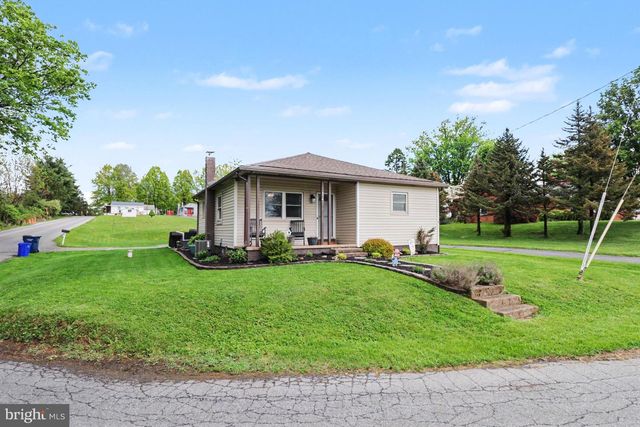 174 HOLLYWOOD DR, Middletown, PA 17057