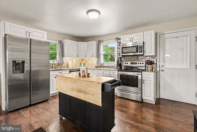 174 HOLLYWOOD DR, Middletown, PA 17057