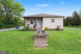 174 HOLLYWOOD DR, Middletown, PA 17057