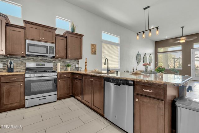 12613 Keitha Adams Drive, El Paso, TX 79928