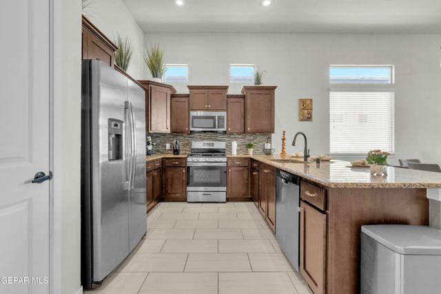 12613 Keitha Adams Drive, El Paso, TX 79928