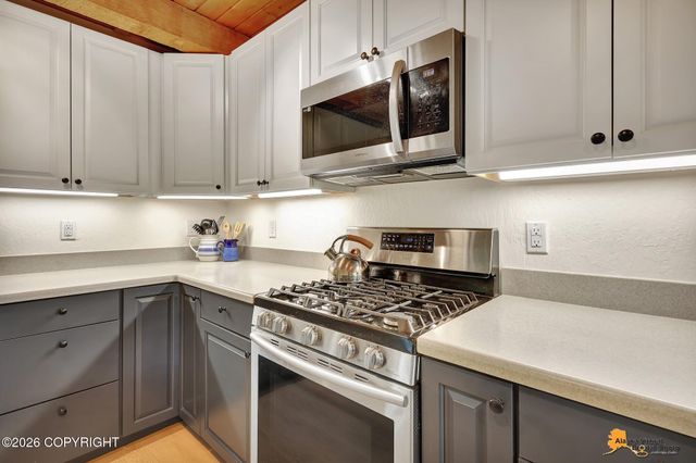 3801 E Palmdale Drive, Wasilla, AK 99654