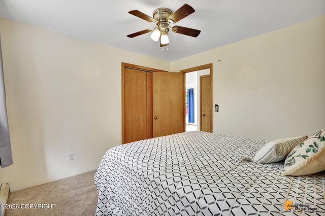 3801 E Palmdale Drive, Wasilla, AK 99654