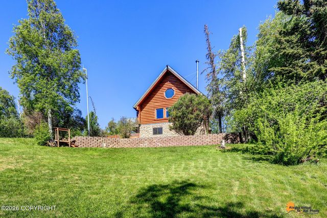 3801 E Palmdale Drive, Wasilla, AK 99654