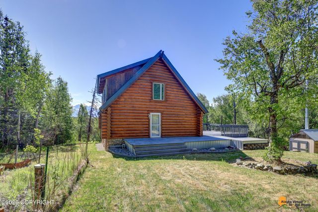 3801 E Palmdale Drive, Wasilla, AK 99654