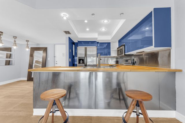 3004 NE 5th Terrace, Fort Lauderdale, FL 33334