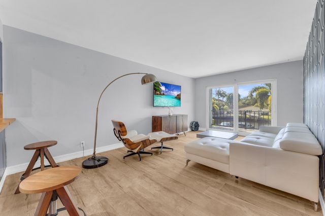 3004 NE 5th Terrace, Fort Lauderdale, FL 33334