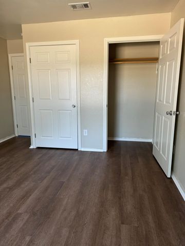 142 Voss PKWY A, Cedar Creek, TX 78612
