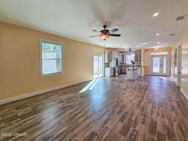 120 7th Street, Daytona Beach, FL 32117