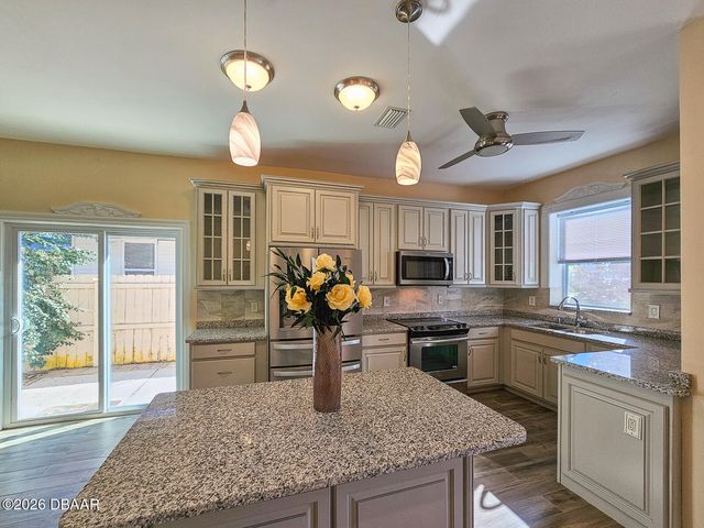 120 7th Street, Daytona Beach, FL 32117