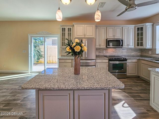 120 7th Street, Daytona Beach, FL 32117