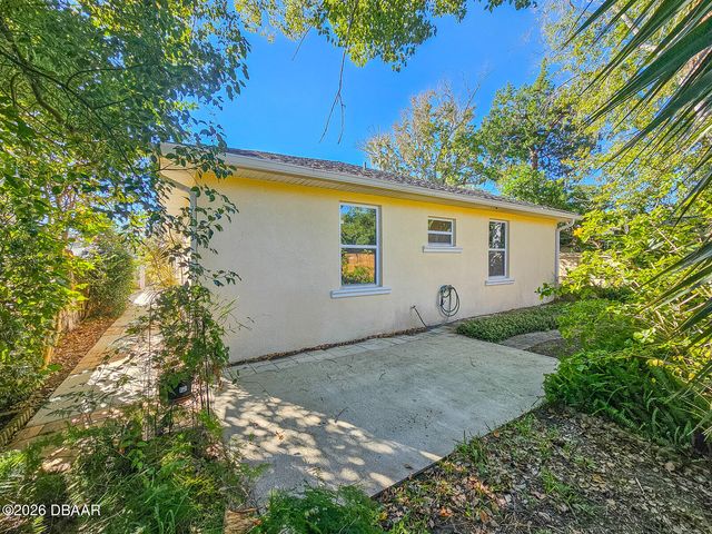 120 7th Street, Daytona Beach, FL 32117