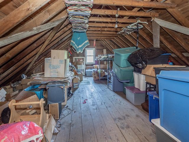 601 N Kalamazoo Street, Paw Paw, MI 49079