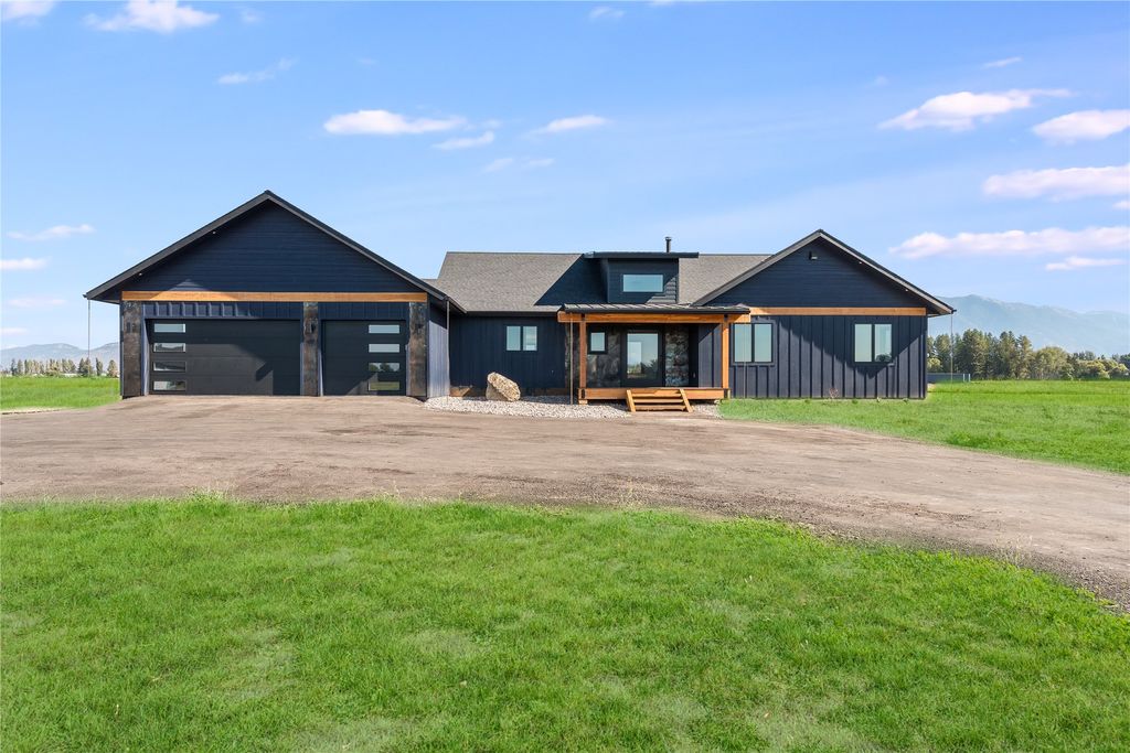 192 Glacier Flats Road, Kalispell, MT 59901