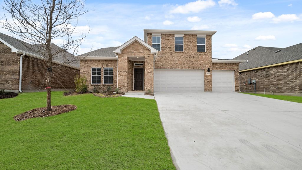 752 Vineyard Way, Forney, TX 75126